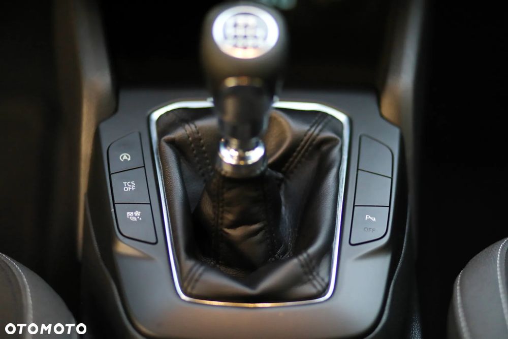 Ford Focus 1.0 EcoBoost Connected - 25
