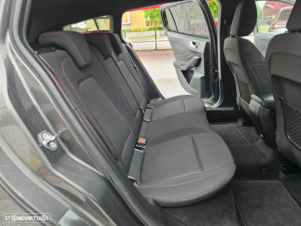 Ford Focus SW 1.0 EcoBoost MHEV ST-Line - 21