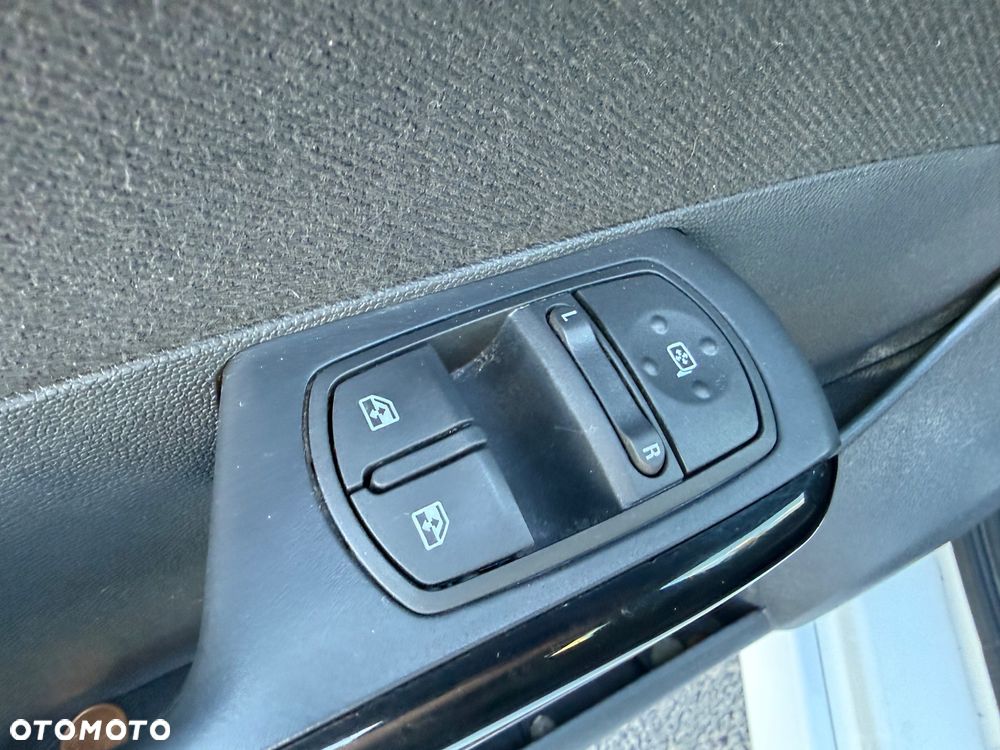 Opel Corsa - 16