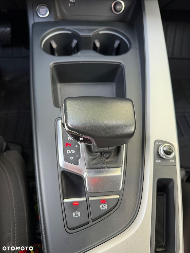Audi A4 Limousine - 22