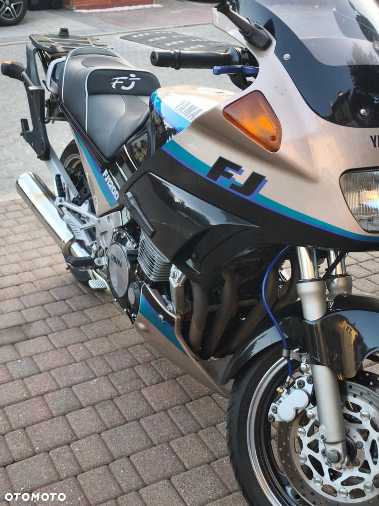 Yamaha FJ - 21