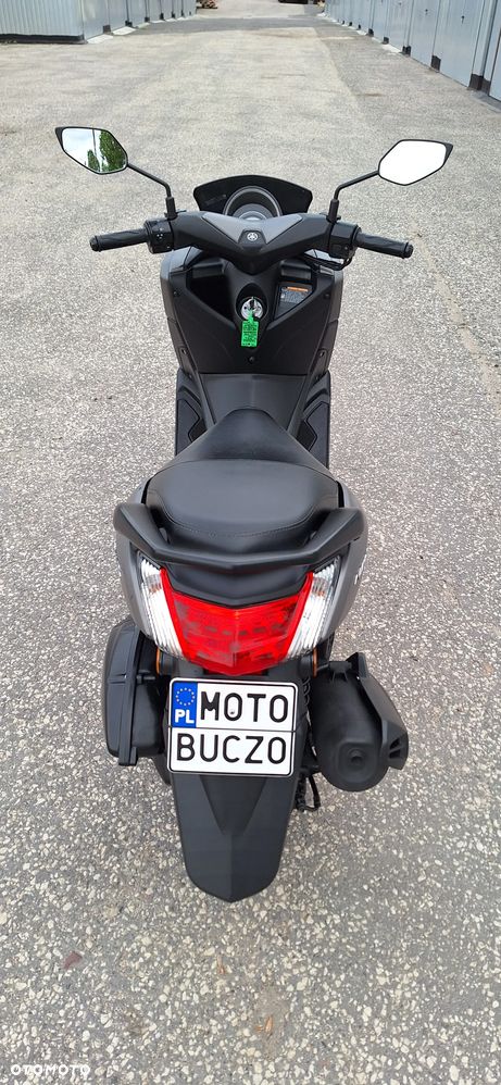 Yamaha NMAX - 12