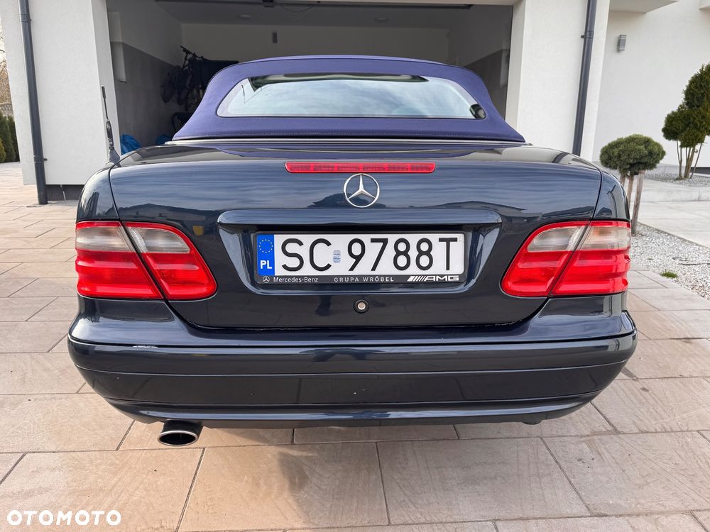 Mercedes-Benz CLK - 17