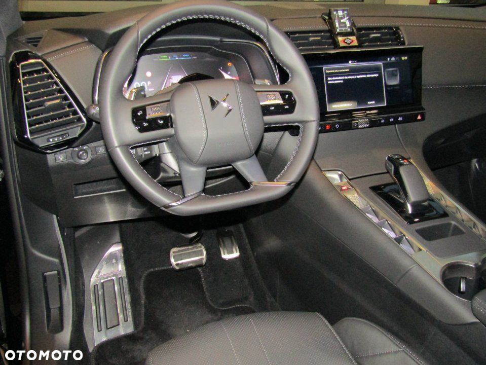 DS Automobiles DS 7 Crossback - 17