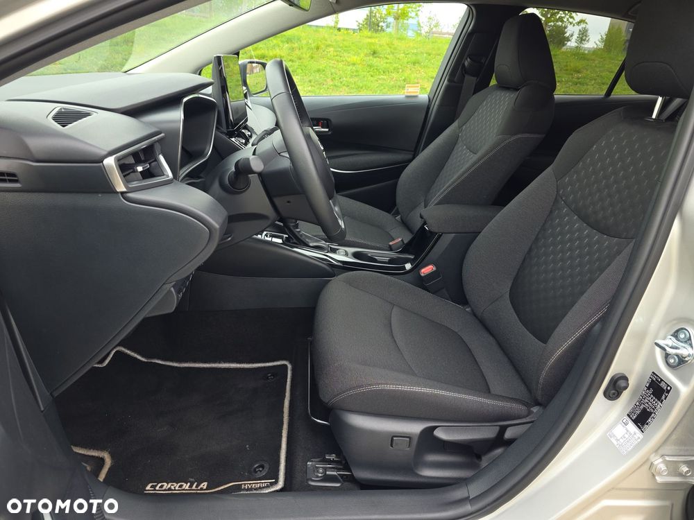 Toyota Corolla - 14