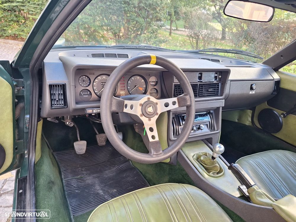 Triumph TR7 - 15