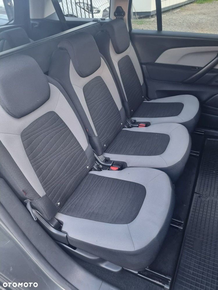 Citroën C4 Grand Picasso - 17