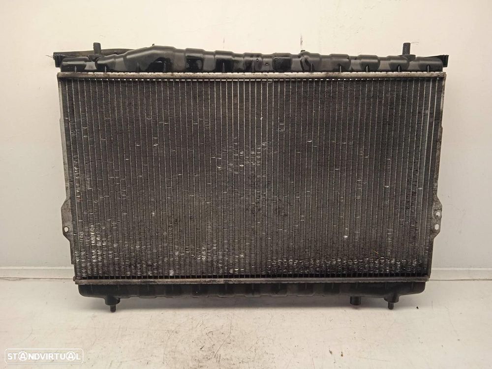 RADIADOR AGUA HYUNDAI TRAJET 2003 - 4