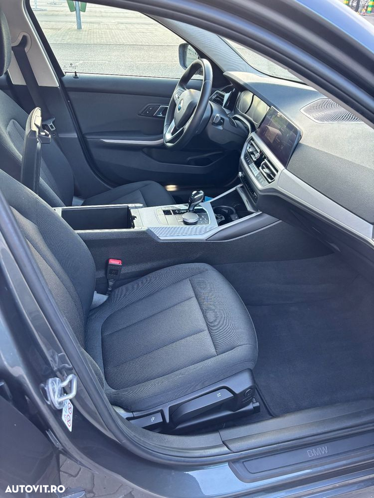 BMW Seria 3 - 8