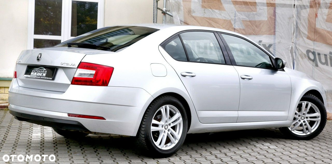 Skoda Octavia - 3