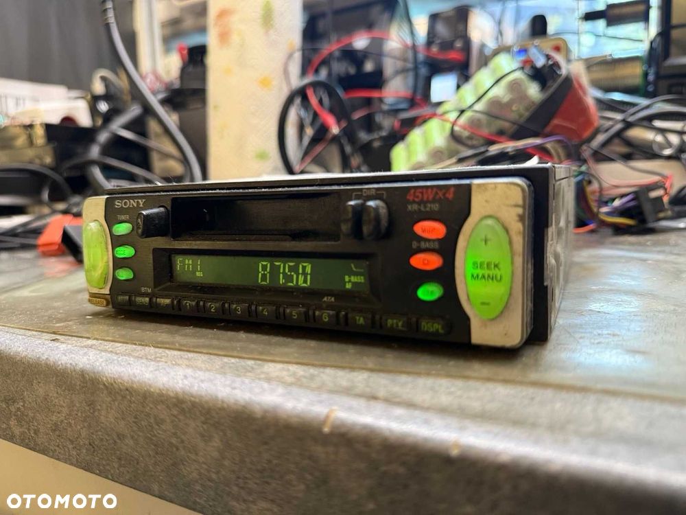 Radio samochodowe SONY XR-L210 Kasetowe 45W - 3