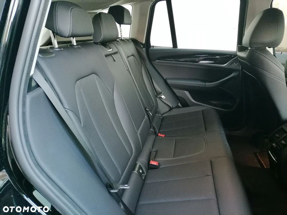 BMW X3 xDrive20i - 6