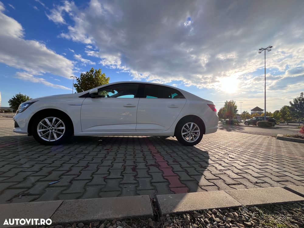 Renault Megane TCe 140 GPF Intens - 3