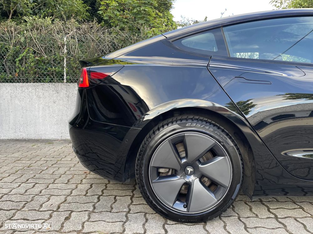 Tesla Model 3 RWD - 10