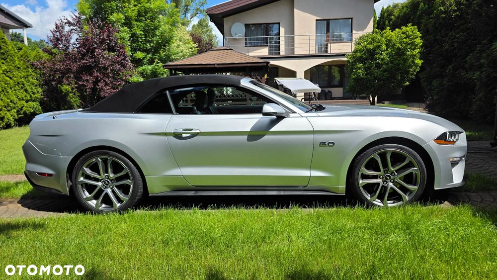 Ford Mustang 5.0 V8 GT - 4