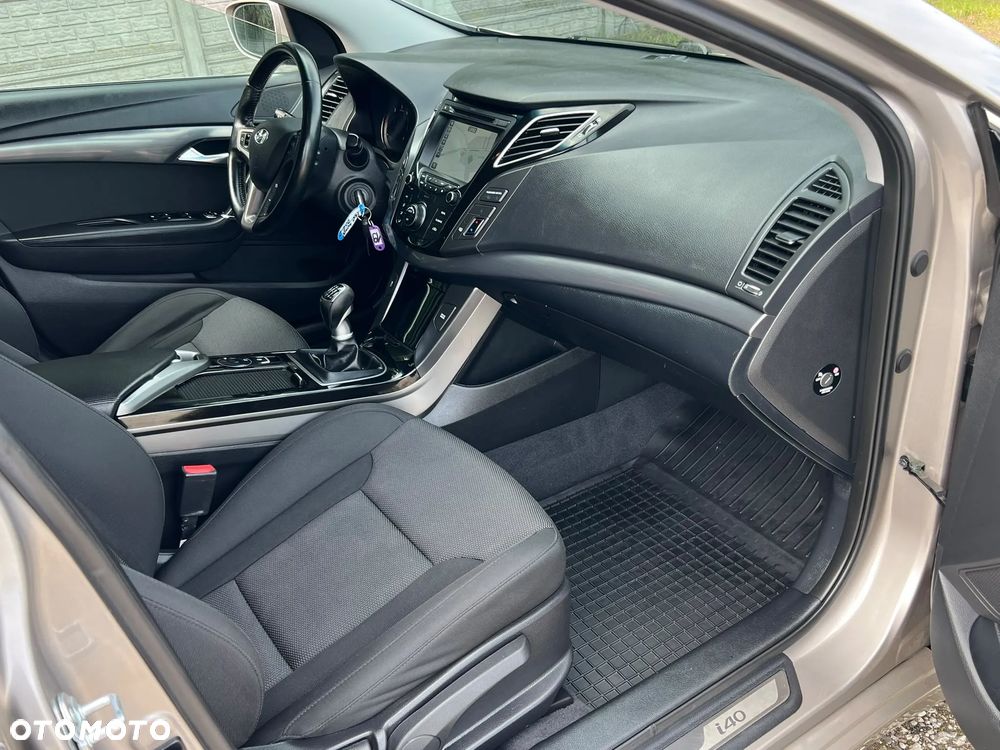 Hyundai i40 Kombi 1.7 CRDi Style - 14