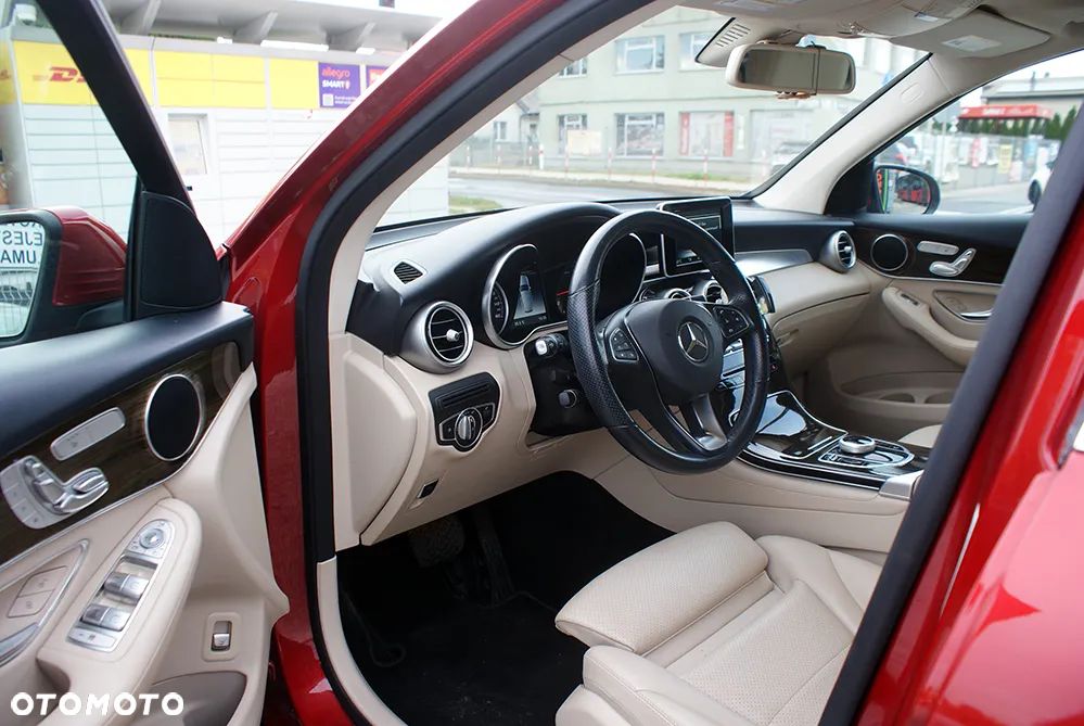 Mercedes-Benz GLC 300 4-Matic - 9