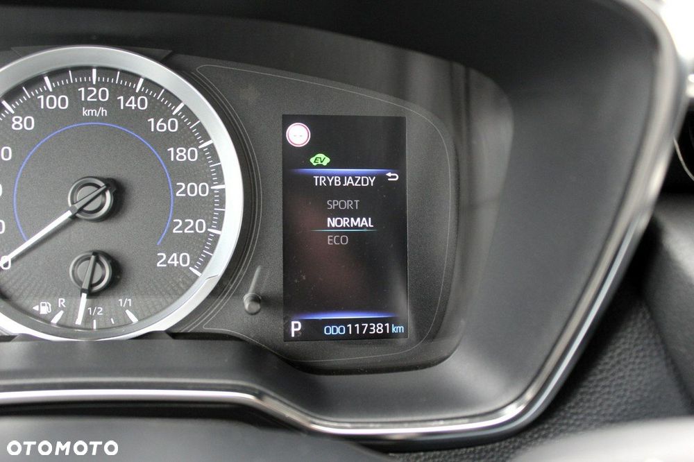 Toyota Corolla 1.8 Hybrid Comfort - 18