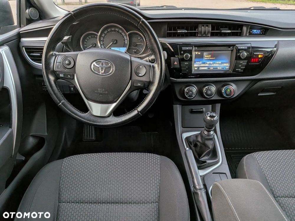 Toyota Corolla 1.6 Premium EU6 - 17