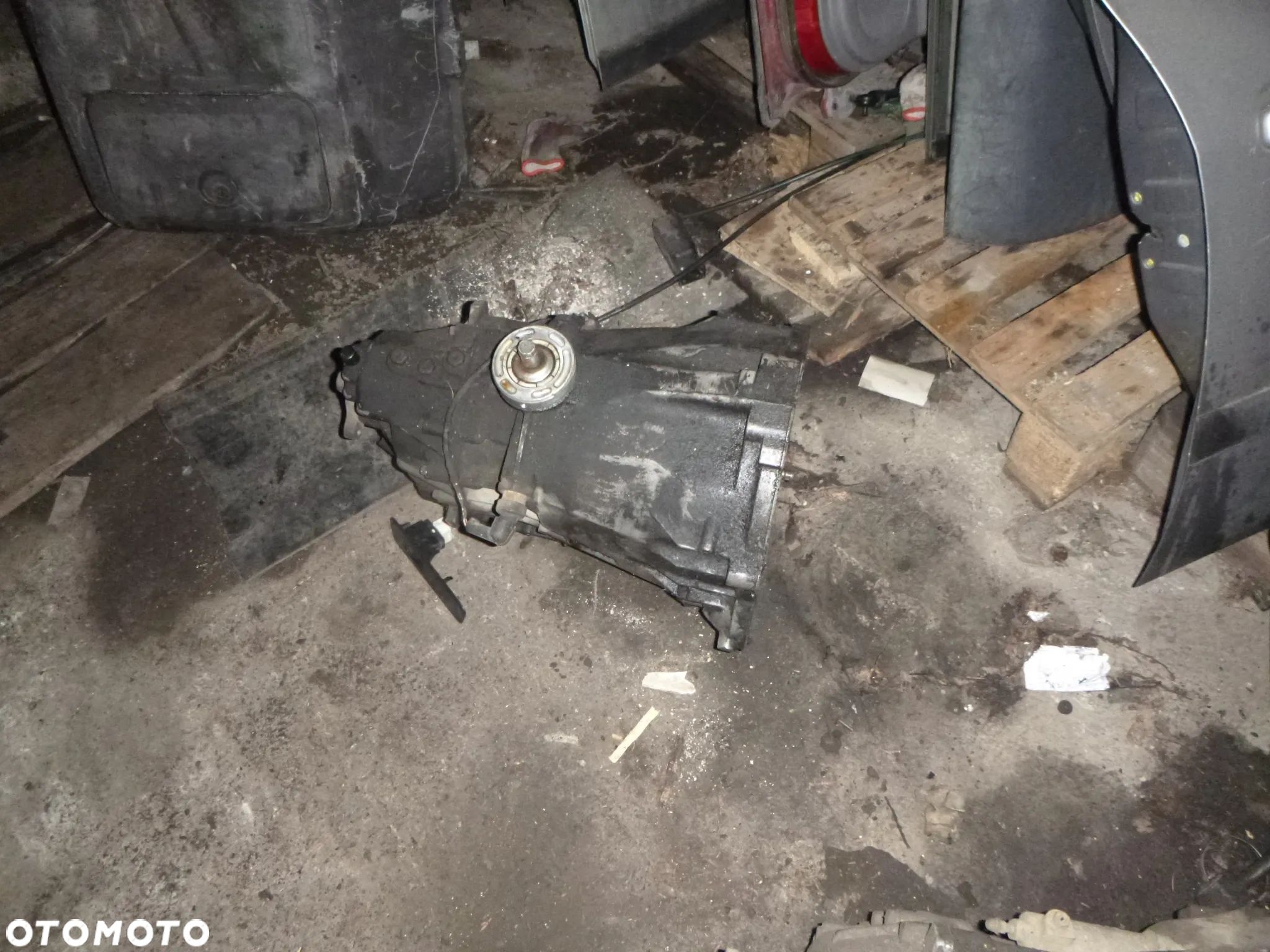 SKRZYNIA BIEGÓW VW LT 46 35 28 2,5TDI SDI - 1