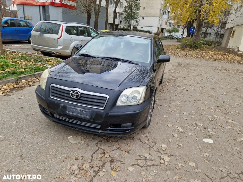 Toyota Avensis 2.0 D4D Sdn. Terra - 2