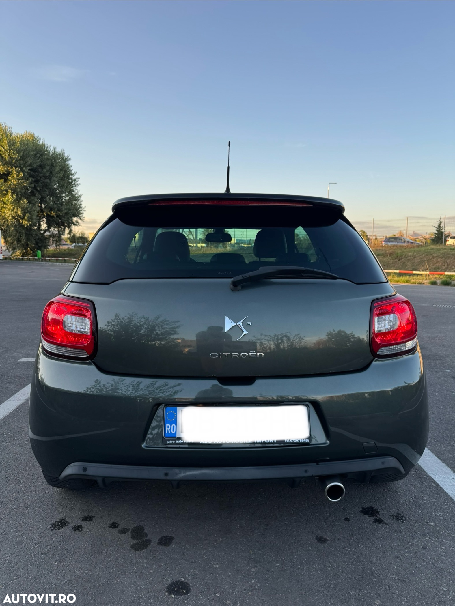 Citroën DS3 1.6 VTi BVM So Chic - 2