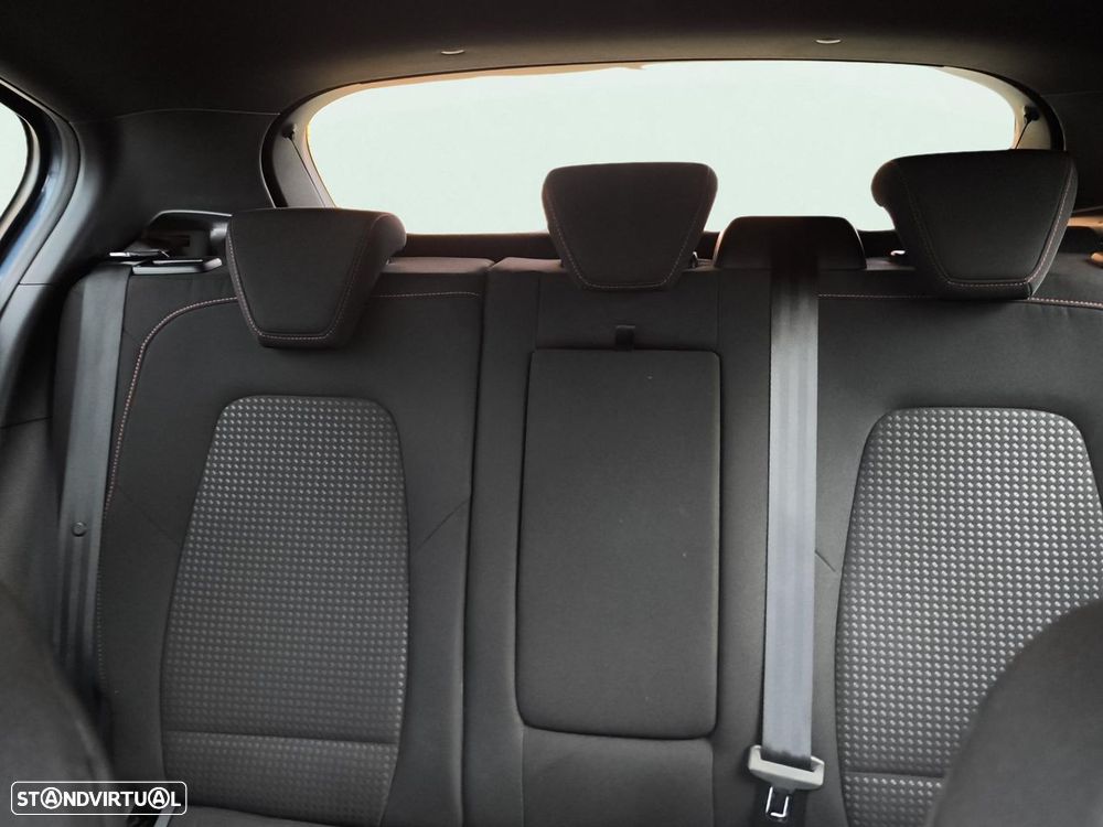 Ford Focus 1.0 EcoBoost MHEV ST-Line - 16