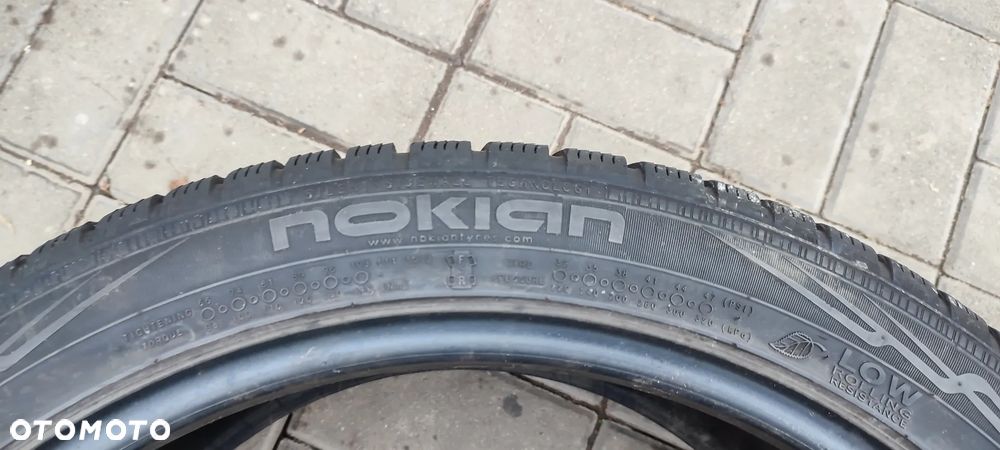 OPONY ZIMOWE 255/40R19 100V XL NOKIAN WRA4 (1417) 7mm ZIMA KOMPLET 4 SZTUKI - 4