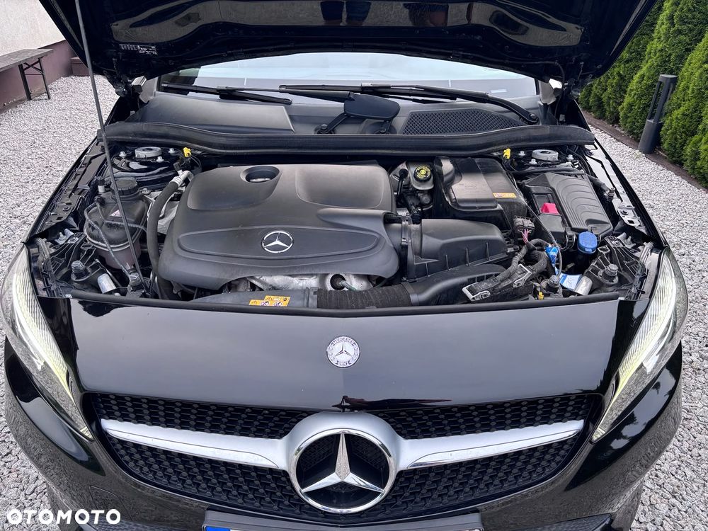 Mercedes-Benz Klasa A 180 7G-DCT AMG Line - 25