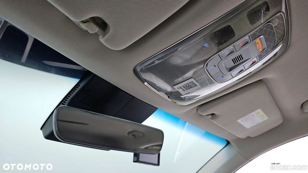 Genesis GV70 2.5T AWD AT8 Luxury Line - 22