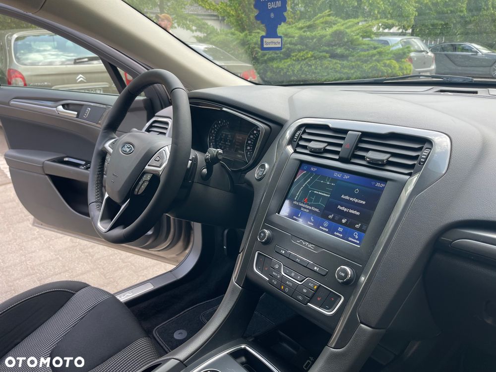 Ford Mondeo - 31