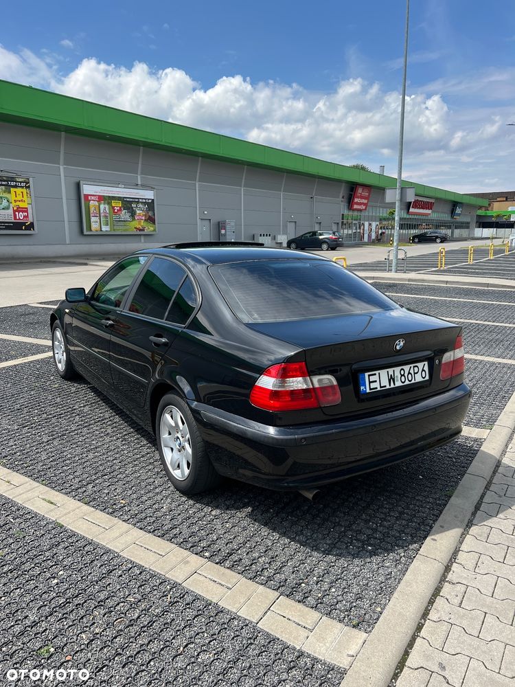 BMW Seria 3 318i - 2