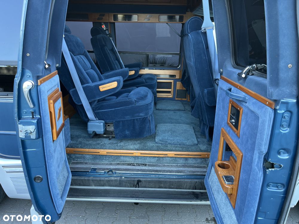 Chevrolet G - 18