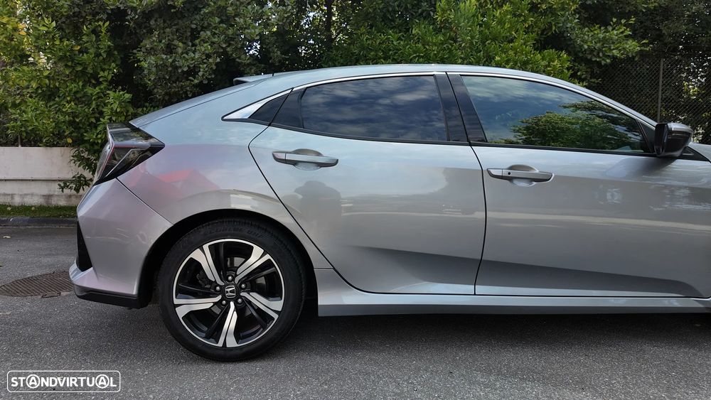 Honda Civic 1.0 i-VTEC Turbo CVT Elegance - 9