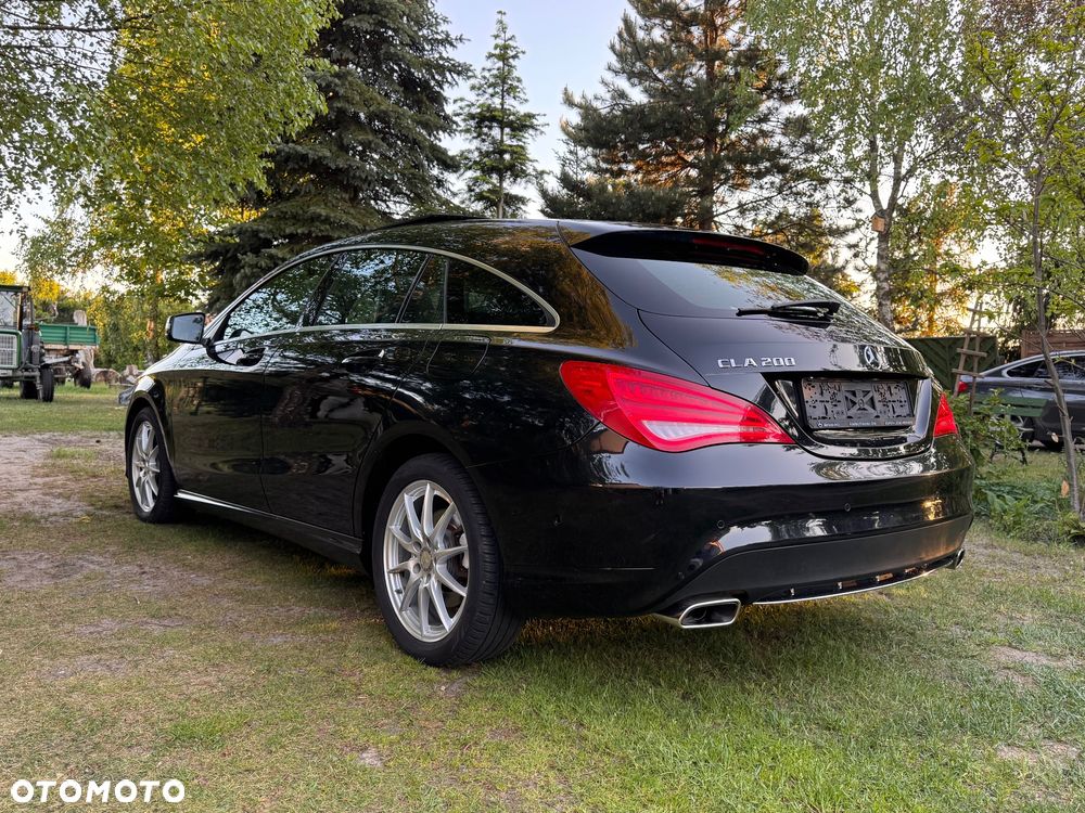 Mercedes-Benz CLA 200 d 7G-DCT - 10