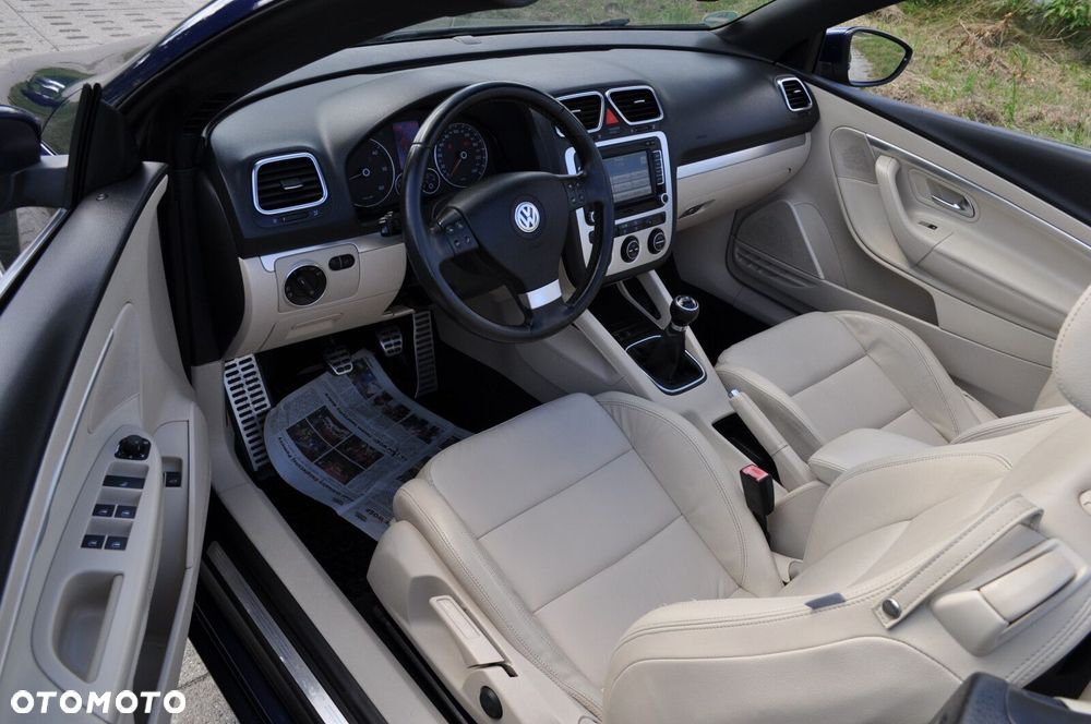 Volkswagen Eos - 11
