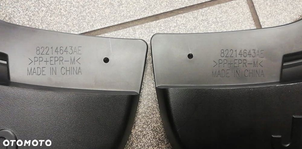 JEEP COAMPASS II 2017- chlapacze tył nowe oryg - 6