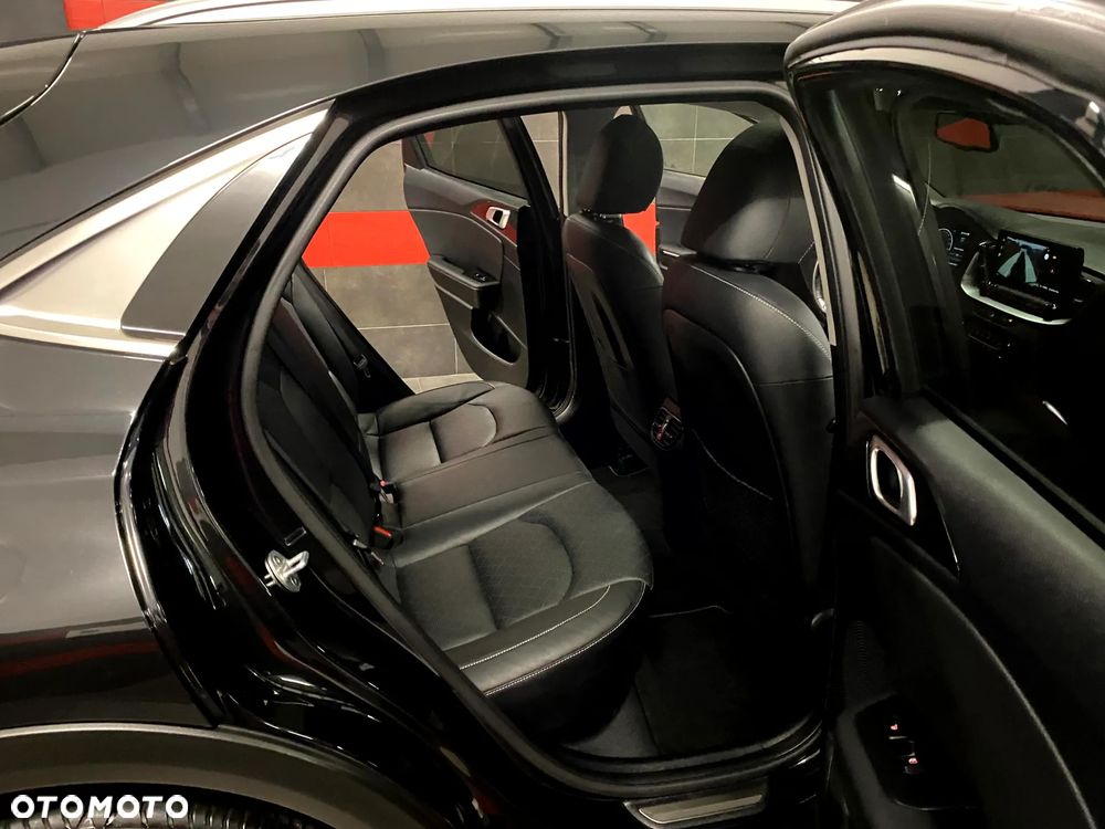 Kia XCeed 1.4 T-GDI OPF PLATINUM EDITION - 27