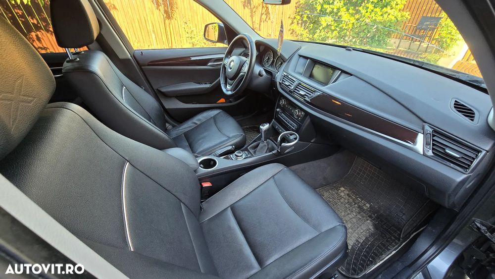 BMW X1 sDrive18d - 14