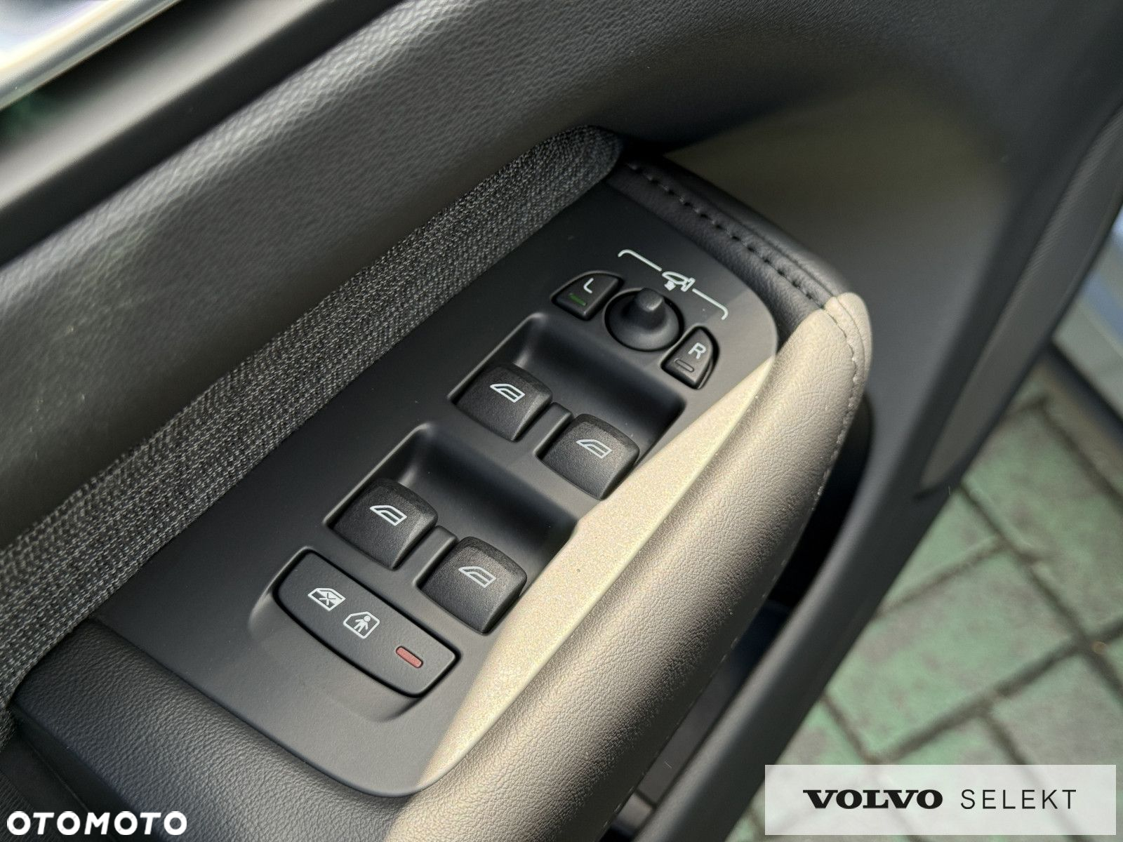 Volvo XC 60 - 24