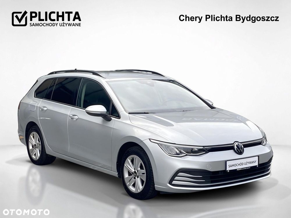 Volkswagen Golf - 8