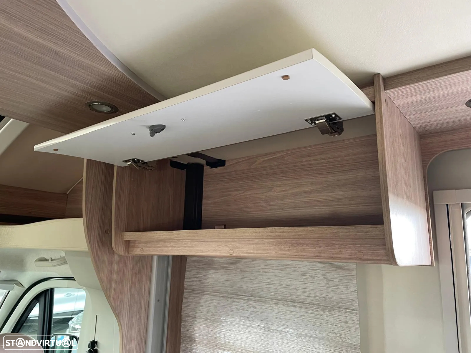 Burstner Lyseo Time Fidelity - Autocaravana c/Camas Central e Elevatória - 29
