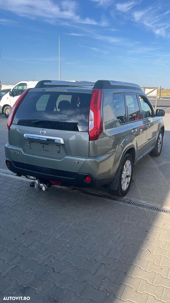 Dezmembram Nissan X Trail 2.0 diesel 4x4 din 2010 - 4