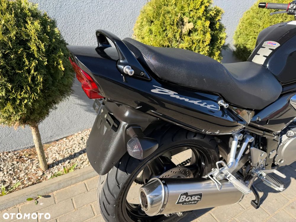 Suzuki Bandit - 25