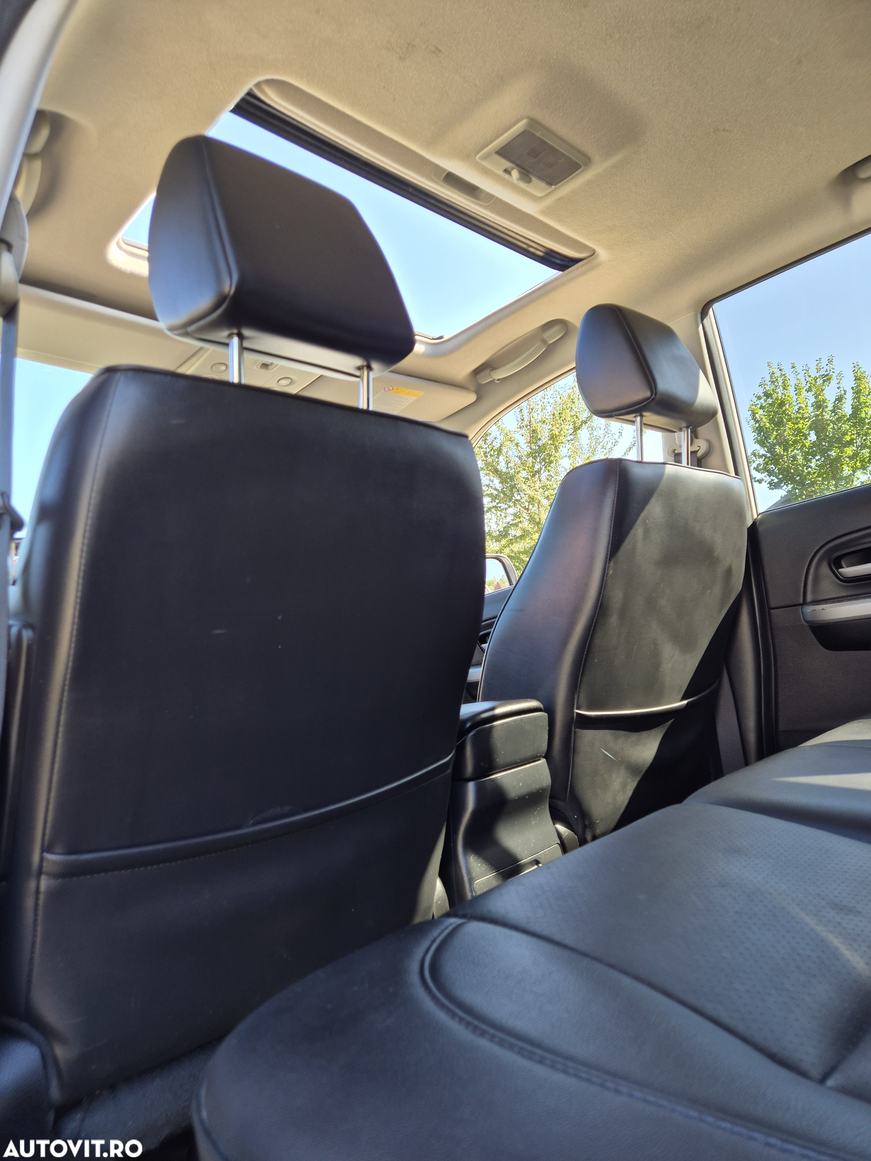 Suzuki Grand Vitara 1.9 DDiS Comfort - 9