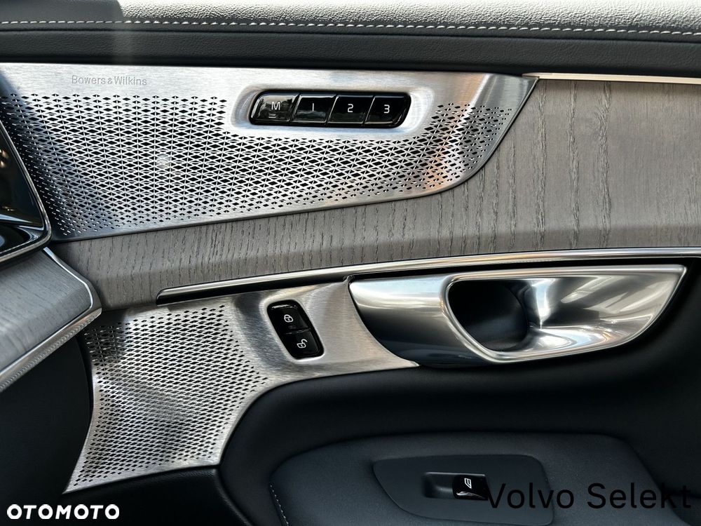 Volvo XC 90 - 24