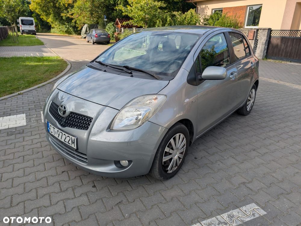 Toyota Yaris - 3