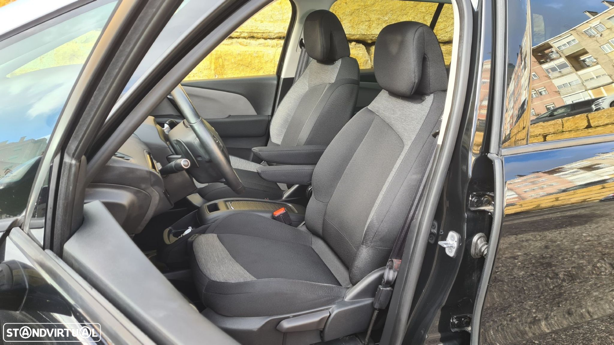 Citroën C4 Grand Picasso - 36