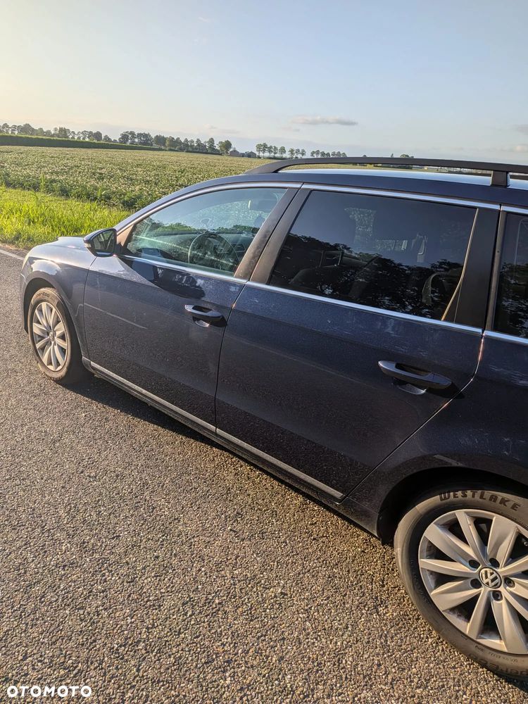 Volkswagen Passat - 18