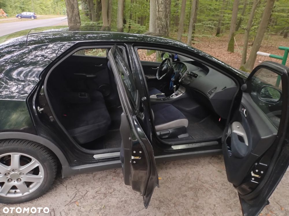 Honda Civic 1.8 Comfort - 12